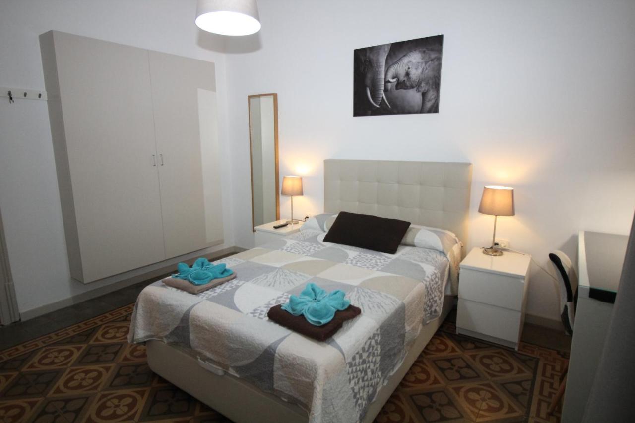 Alojamiento Roger Bed & Breakfast Barcelona Luaran gambar