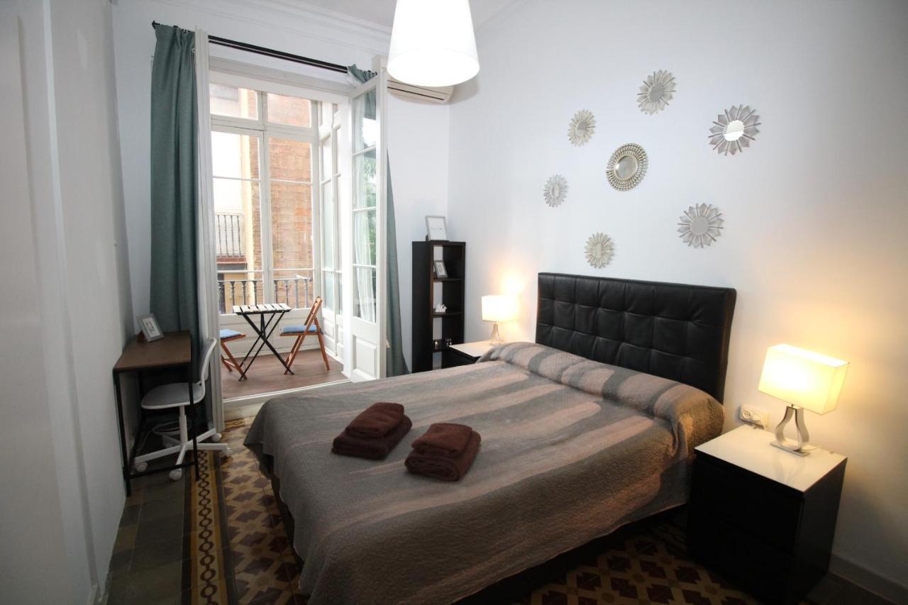 Alojamiento Roger Bed & Breakfast Barcelona Luaran gambar